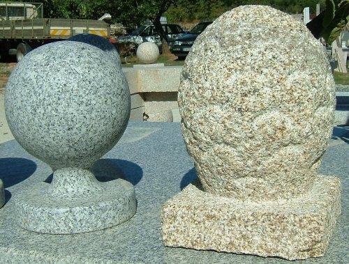 Esferas decorativos em granito